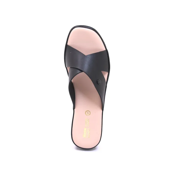 Comfit%20By%20Bata%20Black%20Chappals%20For%20Women%20-%20Image%204