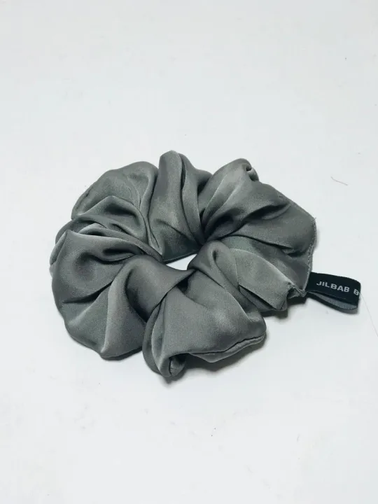 Scrunchie,%20Elastic%20hair%20Band,%20Silk%20Elastic%20hand%20Band,%20Multi%20colors%20Multi%20options%20Multi%20variant%20-%20Image%208