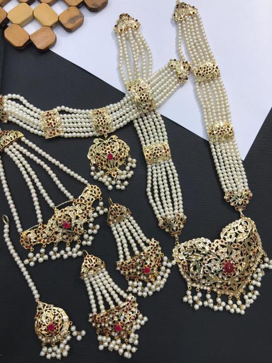 Jewel%20Gem%20Branded%20Gold%20Platted%20Complete%206%20Piece%20Bridal%20Pearls%20Set%20With%20Colored%20Stones%20-%20Image%203