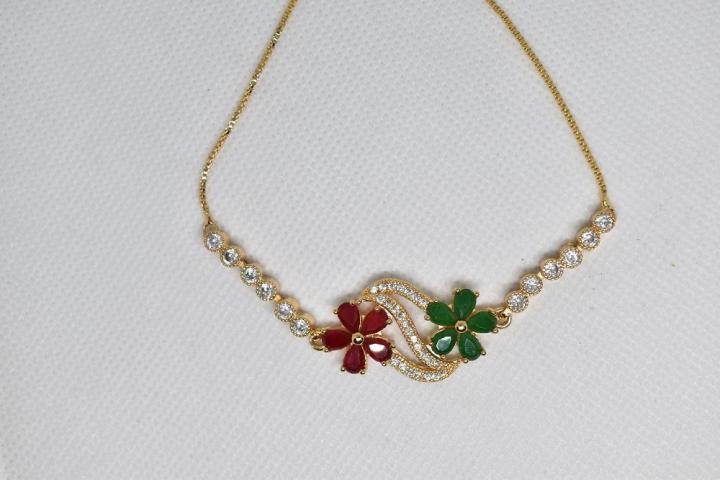 24%20carat%20Singapore%20gold%20plated%20women%20wrist%20Bracelet%20with%20zerkone,%20Zamurd%20&%20Ruby%20-%20Image%203