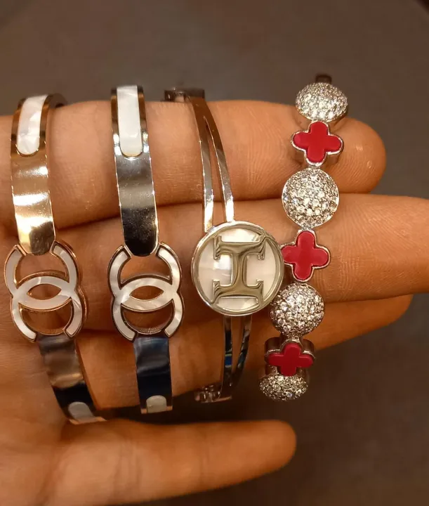 Titanium%20Stainless%20Steel%20Brand%20Bracelet%20Bangle%20-%20Image%204