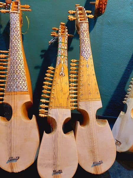 Gilgity%20Rubab%20Musical%20Instrument%20A%20traditional%20Musical%20Instrument%20Of%20Gilgit%20-%20Image%203