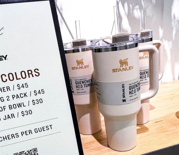 40%20oz%20Stanley%20Tumbler%20Mugs%201200ml%20%20Stainless%20Steel%2048%20hours%20Vacuum%20Insulation%20%20with%20Leak%20Proof%20Handle%20Straw%20&%20Lid%20%20Double%20Wall%20Insulated%20Thermal%20Coffee%20Cup%20Tumbler%20for%20Girls%20Boys%20Hot%20&%20Cold%20Drinks%20%20Travel,%20Gym,%20Office,%20Outdoor%20Use%20Tumbler%20Water%20Bottle%20-%20Image%204