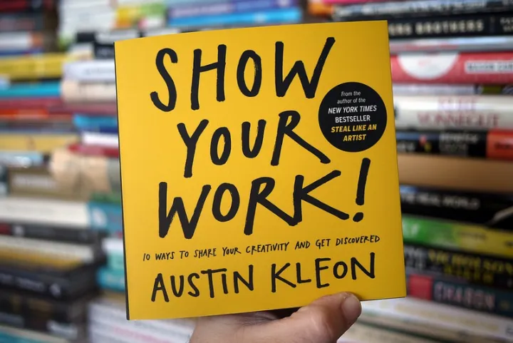 Show%20Your%20Work!%20Book%20by%20Austin%20Kleon%20-%20Image%204