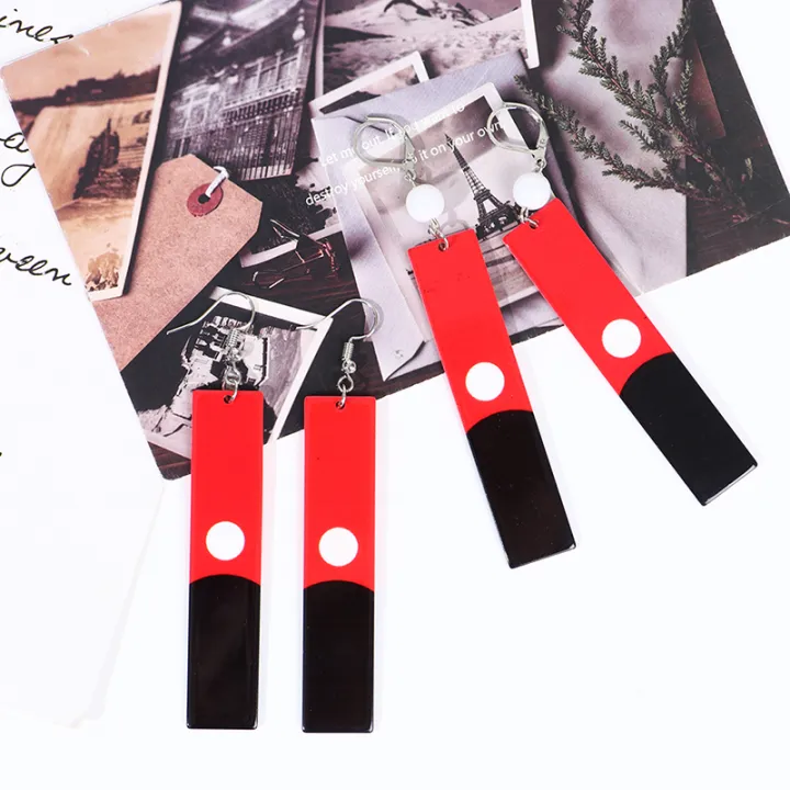 Tokyo Revengers Izana Kurokawa Earrings Acrylic Anime Cosplay Props Drop Earring Nicle