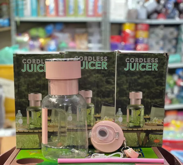 1600%20ml%20Rechargeable%20Cordless%20Juicer%20and%20Water%20Bottle%20%7C%20Juice%20Extractor%20-%20Image%203