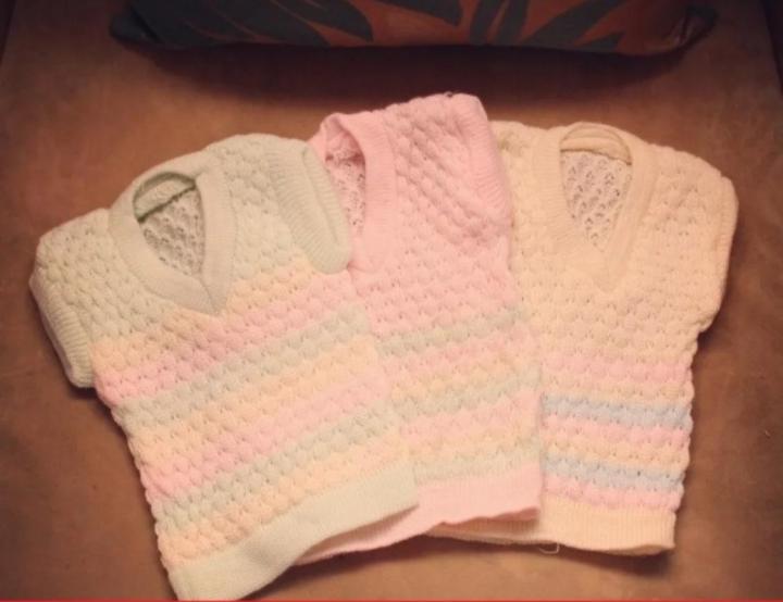 Inner%20Woolen%20Sweaters%20for%20New%20Born%20Babies%20Baby%20Baba%20Crochet%20Dress%20set%20Handmade%20Crochet%20Sweater%20-%20Image%202