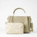Berry Bag Beige. 
