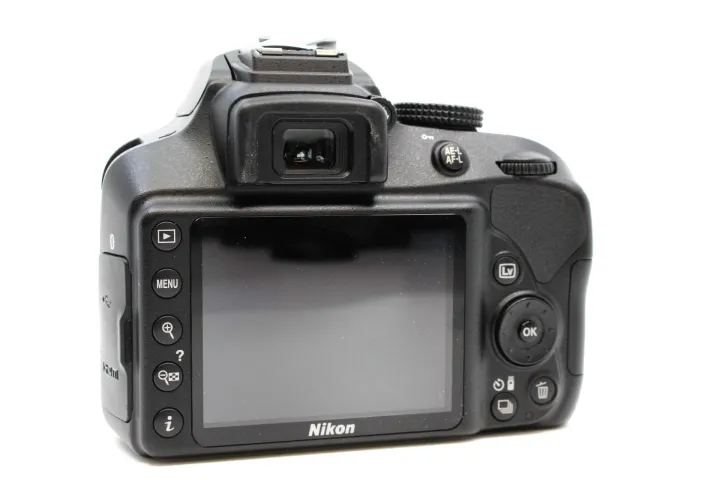 Nikon%20D3400%20DSLR%20Camera%20I%20Combo%20Kit%20-%20Image%202