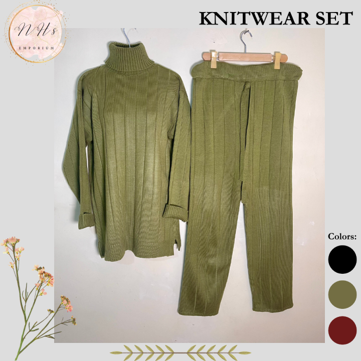 Stylish Knitwear Set for Women, 100% Acrylic Knitted Co-ord Set, Available in Olive Green, Black & Mehroon – Cozy and Versatile Winter Outfit for Lounge, Casual, and Layering Looks. NHSEP-30
