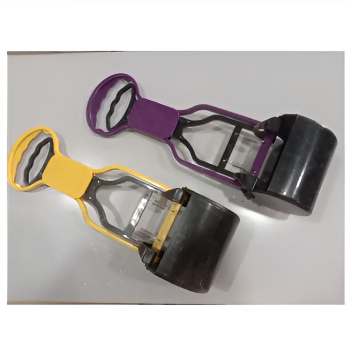 Dog%20Shit%5CPoti%20Scooper%20%7C%20DOG%20CAT%20POOPER%20SCOOPER%20OUTDOOR%20/%20Indoor%20CLEANER%20-%20Image%202