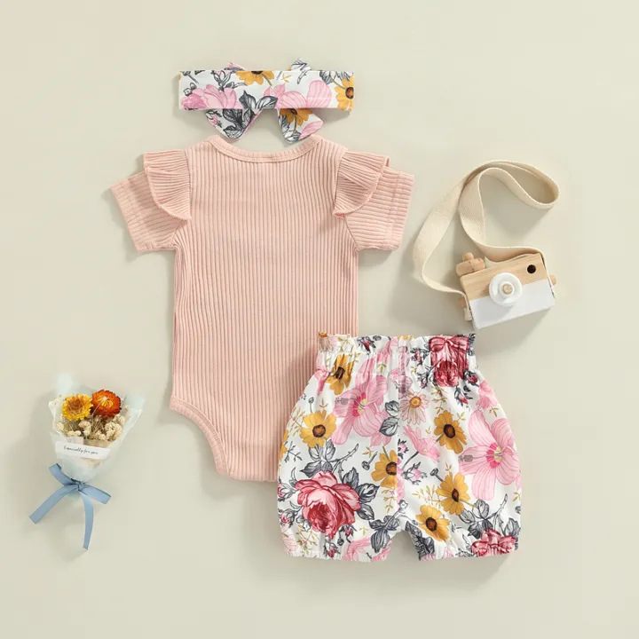 Infant%20Baby%20Girl%203%20Pcs%20Outfit%20Sets,%20Letter%20Printed%20Ruffle%20Trim%20Short%20Sleeve%20Romper%20+%20Floral%20Print%20Shorts%20+%20Headband%20-%20Image%203