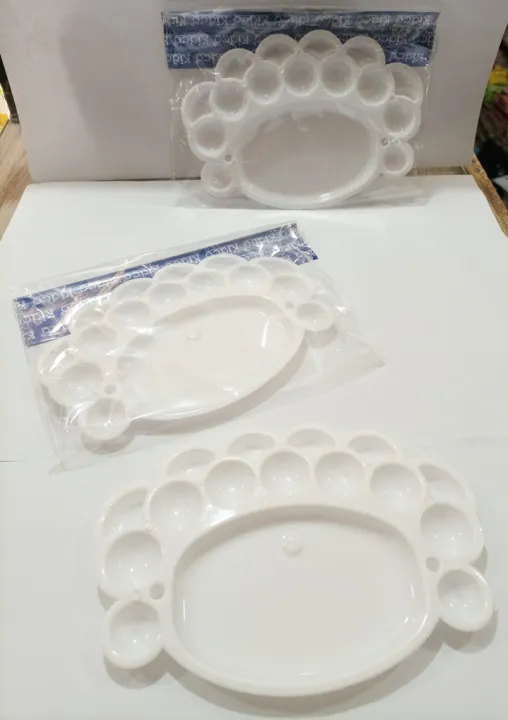 Color%20Mixing%20Tray%20Painting%20Tray%20Art%20Palettes%2016%20Compartments%20%208%20inches%20Length%20&%205.5%20inches%20width%20Color%20Mixing%20Pack%20of%201%20PCs%20-%20Image%204