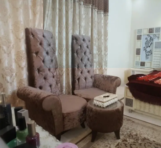 Modern%20High%20Back%20Chairs%20+%20Stool%20%7C%20Velvet%20Furnished%20Tufted%20Back%20Curved%20Arms%20-%20Image%202