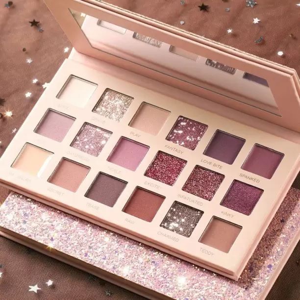 Matte%20Eyeshadow%20Palette%20Glitter%20Eye%20Shadow%20Palate%2018%20Colors%20Matte%20eyeshadow%20Kit%20Pallate%20-%20Image%205