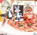 Anime Looney Tunes Keychain Cartoon Bugs Bunny Daffy Duck Tweety Bird Figure Toys Model Silicone Pendant Jewelry Accessories. 