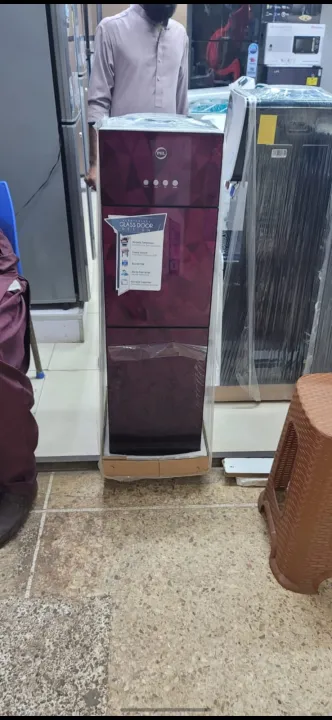PEL%20Water%20Dispenser%20PWD%20425-%20Straight%20GLASS%20Door%20series-%20Large%20capacity%204.9%20Liter%20-%20Image%203