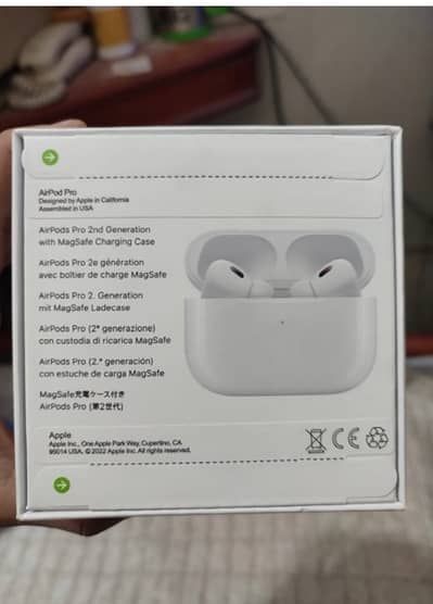 AirPods%20Pro%20Platinum%20ANC%20Activated%20-%20Premium%20Wireless%20Earbuds%20with%20Advanced%20Noise%20Cancellation%20-%20Image%206