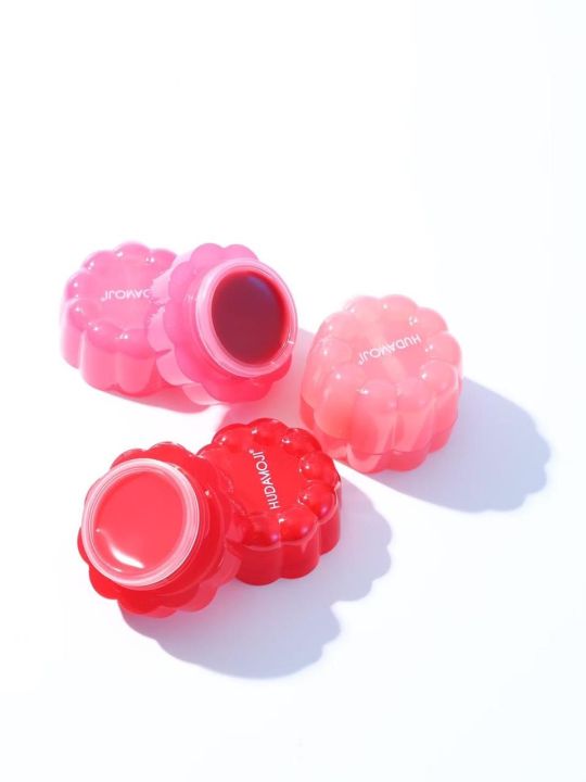 Jelly%20Lip%20Treatment%20Mask%20%E2%80%93%20Soft,%20Healthy%20Lip%20Care%20-%20Image%205