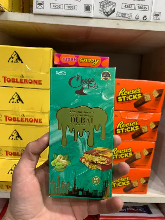 Fix%20dessert%20chocolatier%20dubai%20chocolate%20with%20pistachio%20and%20tahini%20paste%20encased%20in%20milk%20chocolate-Choco%20Fresh%20Dubai%20Kunafa%20Chocolate%20Bar%20a%20Unique%20Experience%20Combining%2040%25%20Cocoa%20Butter%20Milk%20Chocolate%20With%20Pista%7C%20Imported%20%7C%20In%20best%20&%20original%20quality%7C%20200gm%20-%20Image%203