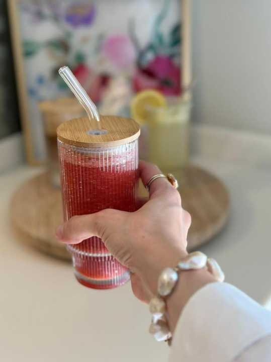improted%20Glass%20Cups%2016oz%20Ribbed%20Drinking%20Glasses%20with%20Lids%20and%20Glass%20Straws%20Glassware%20for%20Juice%20Cocktail%20%20Iced%20Coffee%20Cups%20-%20Image%205