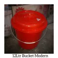 Plastic bucket 12 liter. 