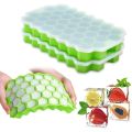 1  Ice Tray Easy Push Pop Out Square Silicon Ice Cubes Tray Honeycomb Shape Silicone Ice Cube Molds with Lid Flexible Tray for Refrigerator And Freezer. 