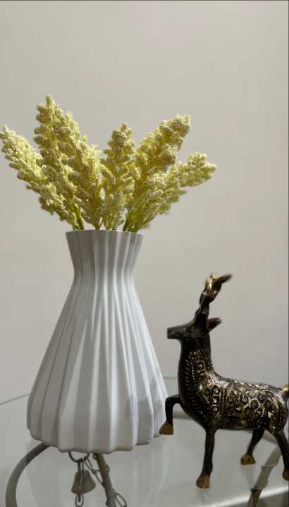 Unbreakable%20Plastic%20Flower%20Vase%206.5%20Inches%20Height%203%20Inches%20Diameter%20Durable%20Home%20Decor%20-%20Image%207