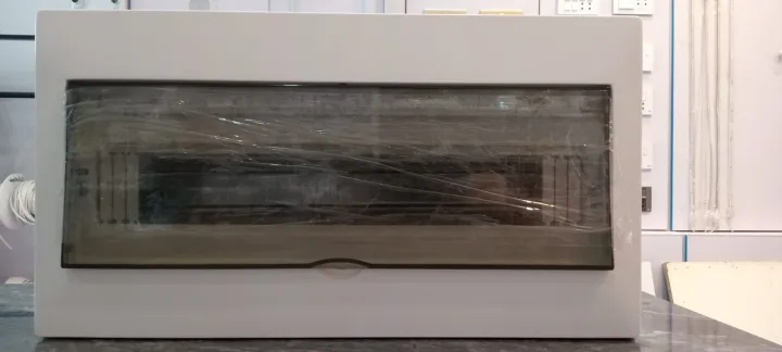 DB%20(Distribution%20Box),%2018%20way%20pure%20ABS%20and%20White%20Glass%20metal%20base%20DP%20Box%20-%20Image%202