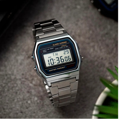 New%20design%20digital%20watch%20for%20men%20and%20women%20%7C%20"Waterproof%20watch"%20with%20high%20quality%20-%20Image%204