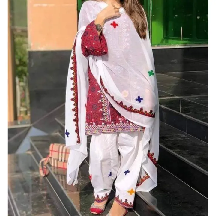 SINDHI%20TRADITIONAL%20AJRAK%20SUIT%20WITH%20AARI%20WORK%20BEAUTIFUAL%20EMBROIDERY%20ON%20SOFT%20COTTON%20STUFF%20-%20Image%202