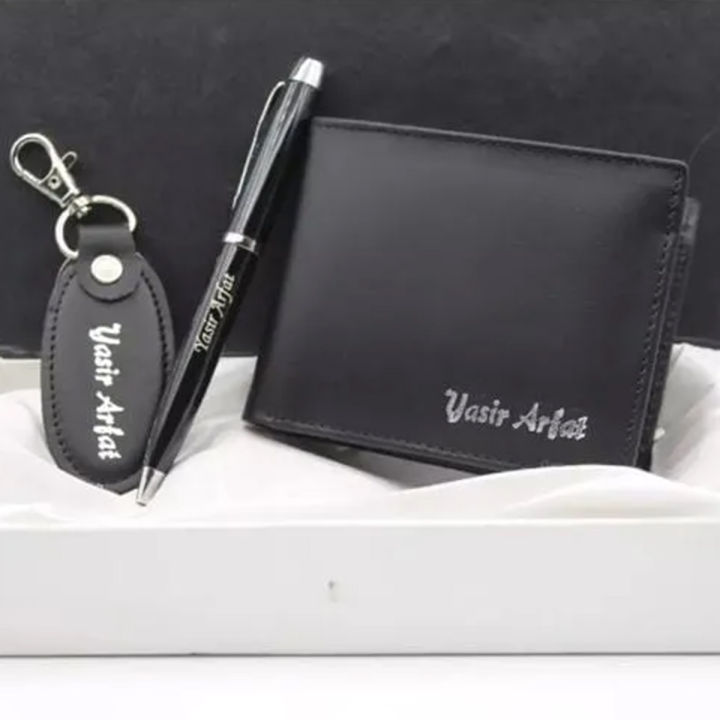 Customize%20Name%20On%20Wallet%20Keychain%20and%20pen%20With%20Gift%20Box%20Packing%20(PERFECT%20GIFT%20TO%20SEND%20YOUR%20FATHER%20,%20HUSBAND%20,%20FIANCE%20OR%20ANY%20ONE)%20-%20Image%202