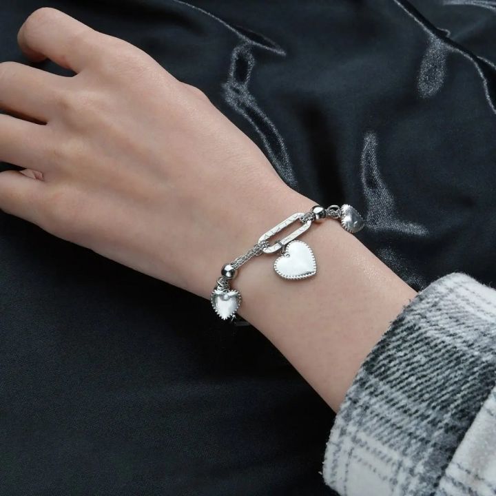 Premium Stainless Steel Jewellery – Corroded Three Peach Heart Bracelet for Women and Couples Gift