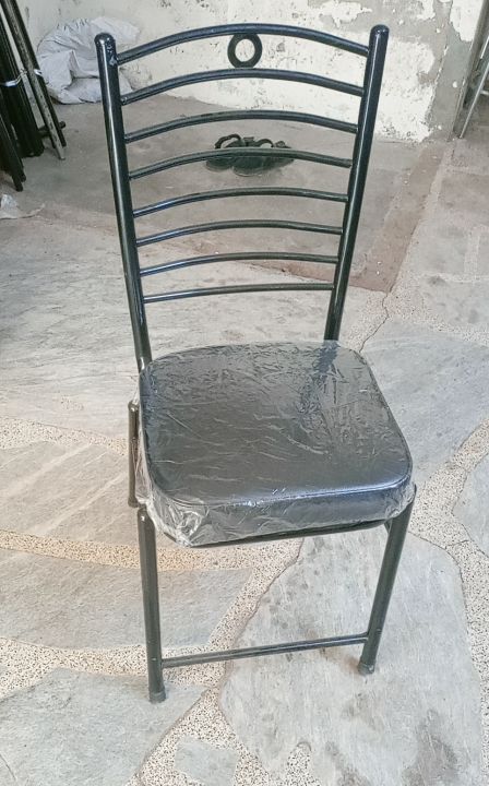 Black%20Color%20Coated%20Steel%20Chair%20with%20Soft%20Seat%20-%20Beautiful%20Back%20-%20Image%203