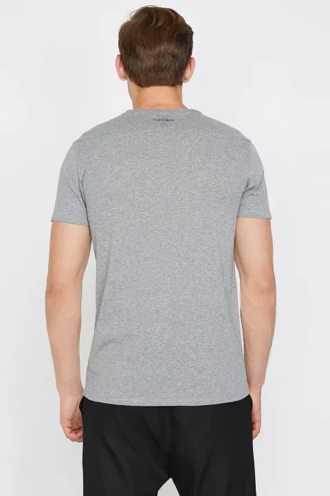 Koton%20Men's%20Gray%20Crew%20Neck%20Short%20Sleeve%20T-Shirt%209YAM11264CK%20-%20Image%205