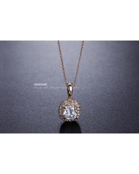 Rose%20Gold%20Pendant%20Necklace%20-%20Image%204