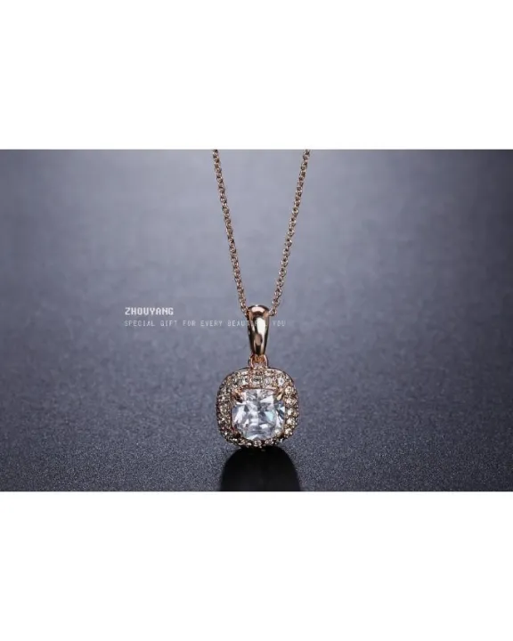 Rose%20Gold%20Pendant%20Necklace%20-%20Image%204