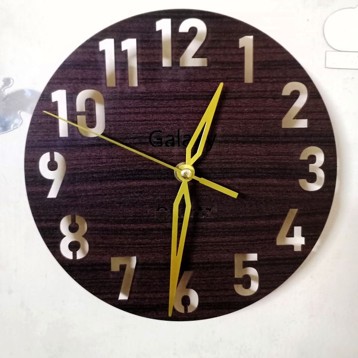 Clock With Needle 8