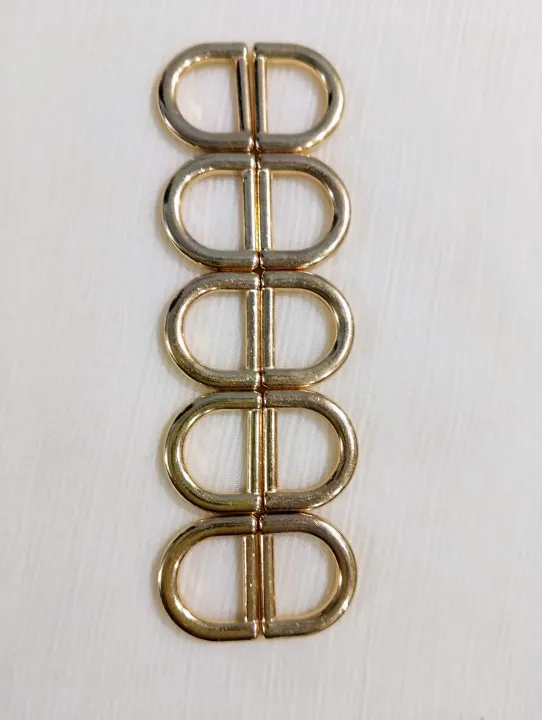 10,20,pcs%20Gold%20D-Ring%20Buckle%20for%20Belts,%20Bags,%20Purses%20and%20Crafting%20Jewelry%20%7C%20Sturdy%20Metal%20Ring%20for%20Straps%20&%20DIY%20Projects%20-%20Image%202