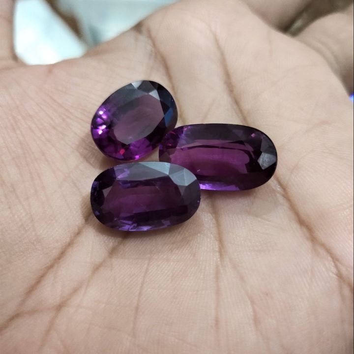 Dark%20Purple%20Amethyst%20(Alexandrite)%20Stone%20Gemstone%2020.0%20crt%20%C2%B1%201crt%20Stone%20For%20Men%20RIng%20-%20Image%202