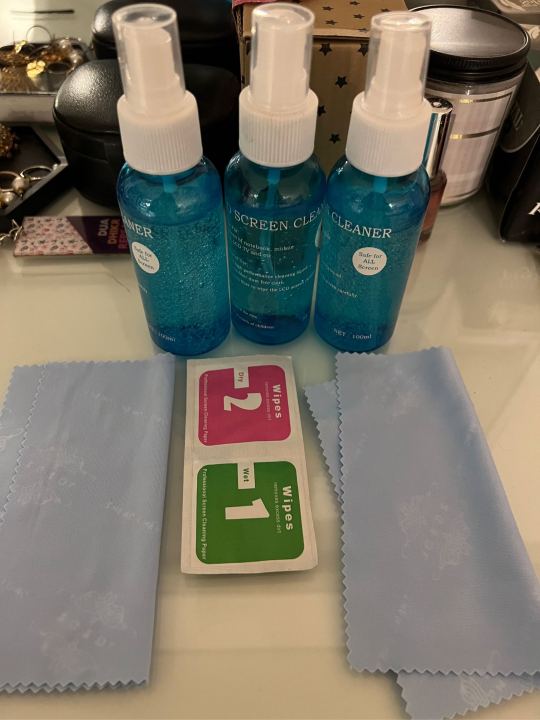 screen%20cleaner%20with%20Cloth%20for%20mobiles%20,%20laptop%20,%20lcd%20,%20tv,%20camera%20lense%20,%20/%20LED%20and%20LCD%20TV,%20Computer%20Monitor,%20Laptop,%20Mobile%20and%20Tab%20Screens%20-%20Image%206