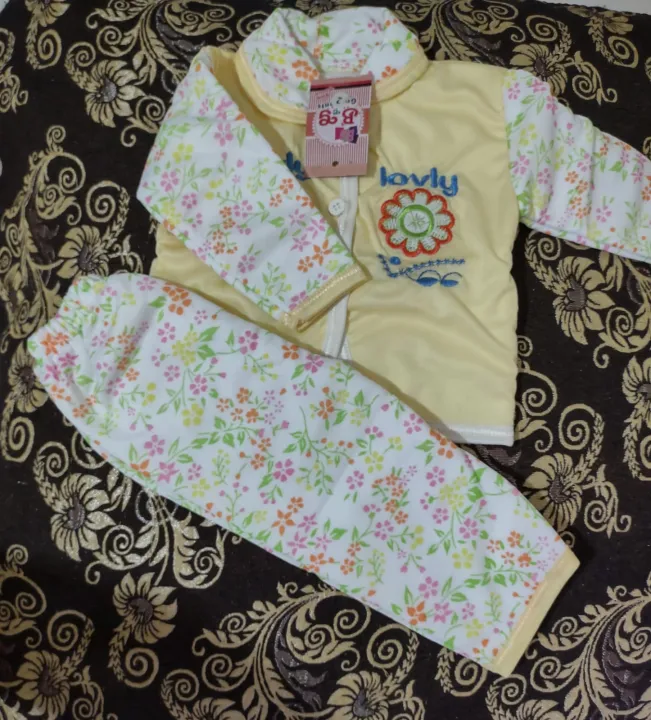 New%20Born%20Baby%20Girl%20Clothes%20Infant%20Winter%20Warm%20Suits%20Dresses%20NewBorn%20Garam%20Clothes%20(0-3%20Months)%20-%20Image%204
