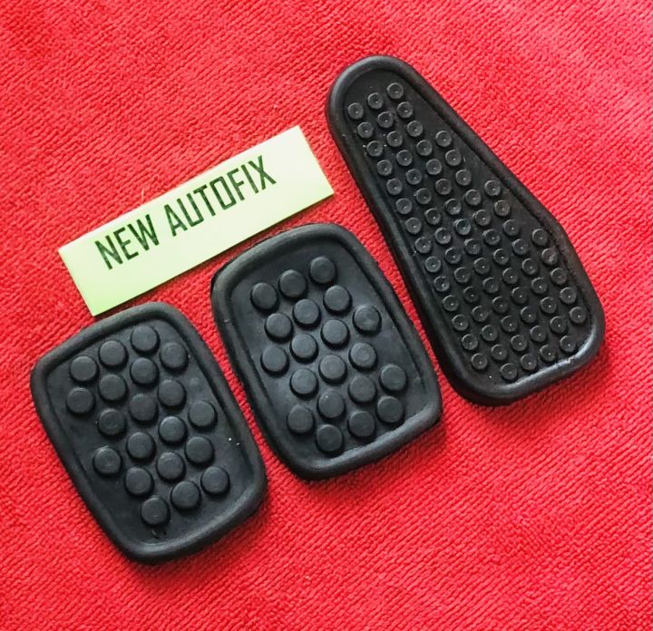 Daihatsu%20Coure%20Pedal%20rubbers%2003%20pcs%20-%20Image%204