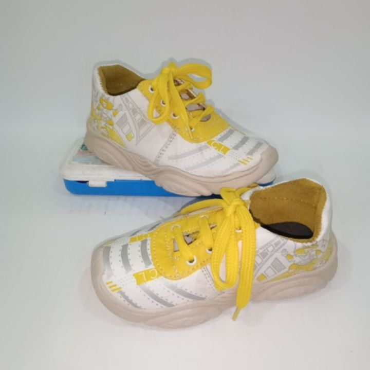 Kids%20New%20VIP%20Shoes%20for%20Boys%20&%20Girls%20boots%20Random%20store%20pk%20-%20Image%203