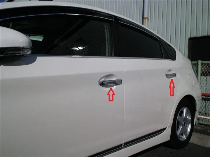 Toyota%20Prius%20Chrome%20Handle%20Covers%20-%20Image%202