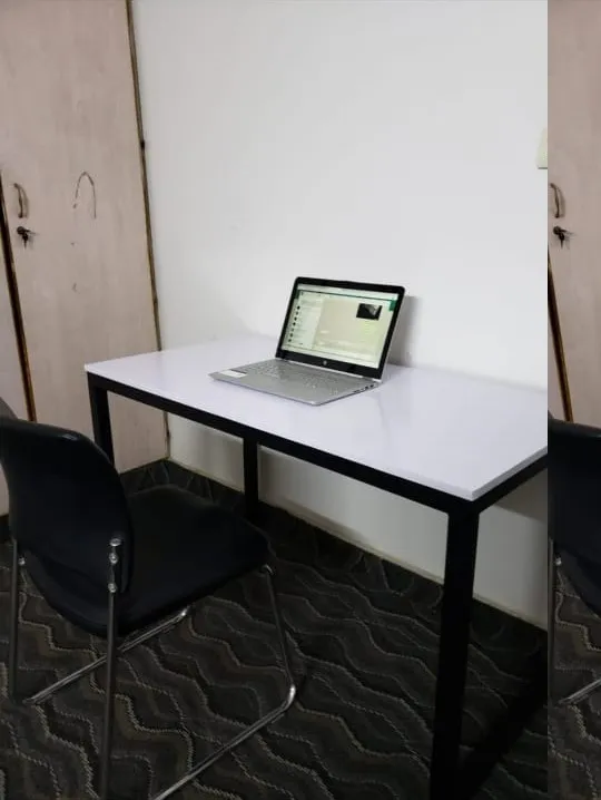 Computer%20Table%20-%20Image%203