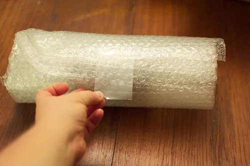 20%20Meter%20Length%2010%20Inch%20Wide%20Thick%20Bubble%20High%20Quality%20Bubble%20Wrap%20Packing%20Material%20-%20Image%203