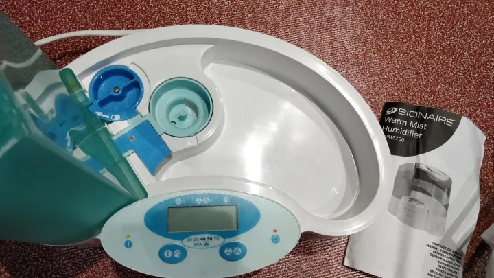 Bionaire%20Warm%20Mist%20Humidifier%20with%20Microban%20Anti-microbial%20Protection%207.5L%20Tank%20Capacity%20(Made%20in%20UK)%20(Product%20Comes%20in%20Grey%20Packing%20Box)%20-%20Image%207