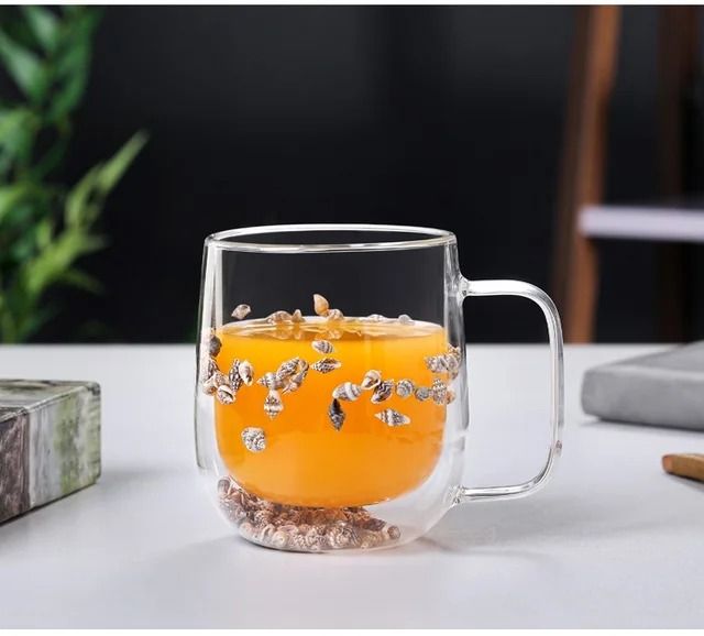 200ml Double Wall Glass Mug with Dry Flowers, Elegant Double Wall Glass Coffee Tea Mug with Sturdy Handle, Clear Insulated Glass Espresso Cup, Insulated Layer Coffee Cup, Flower Cup Aesthetic Mug