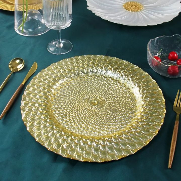 Fancy%20Golden%20Round%20Fiber/Plastic%20Platter%20with%2013%20inches%20Diameter%20for%20Dinner/%20Wedding//Engagement/Birthday/Bridal%20Shower/%20Engagement%20and%20other%20festive%20gatherings%20/%20cake%20serving/%20Mithai%20serving/%20Sweet%20Serving/%20Candies/Fruits/Flowers/Nikkah%20pen%20Plater/%20Gajra%20-%20Image%202